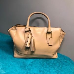 Coach handbag - tan